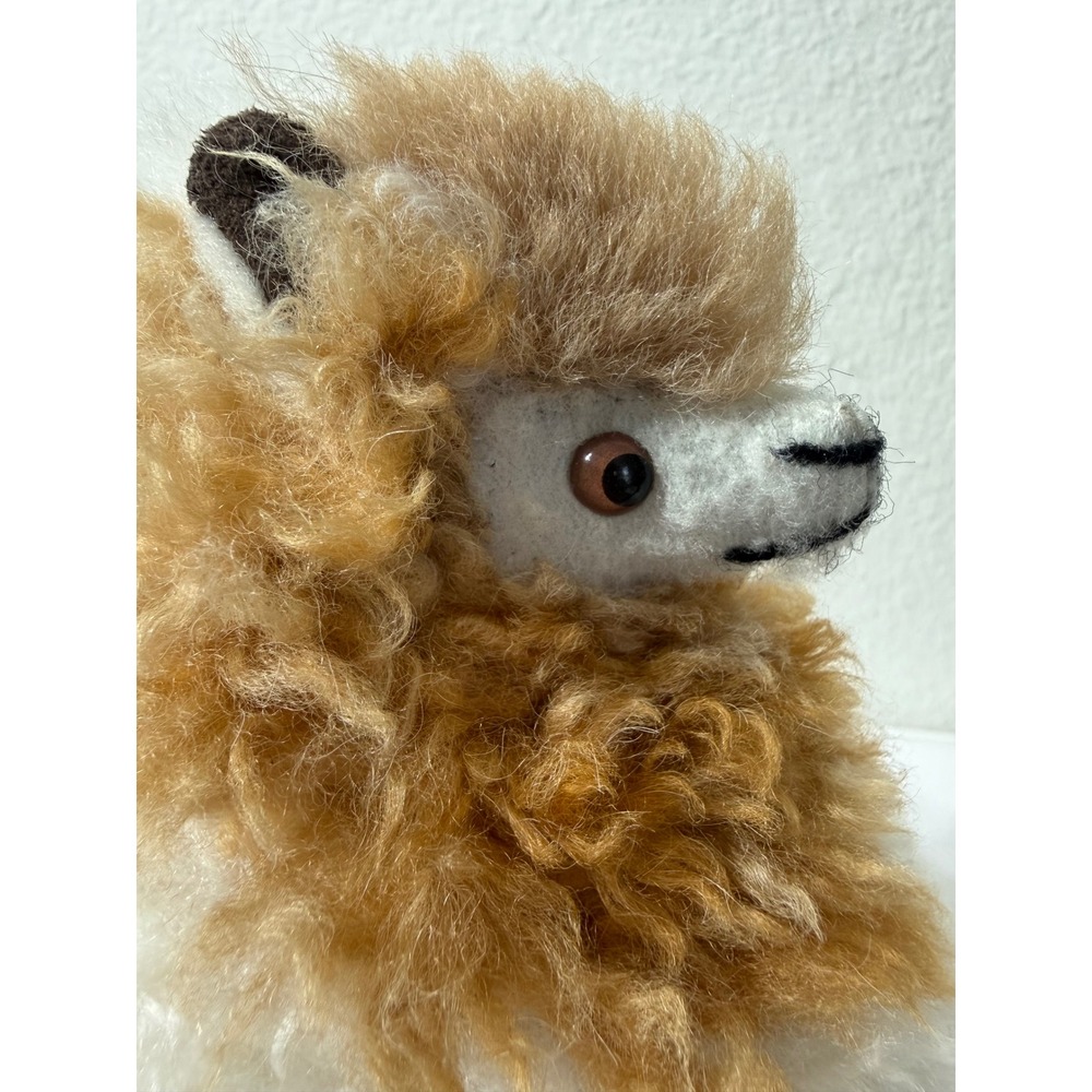 Handmade Genuine Alpaca Fur Plush Llama Figure Cream Tan 9 Inch Peru Folk Art - Picture 8 of 9